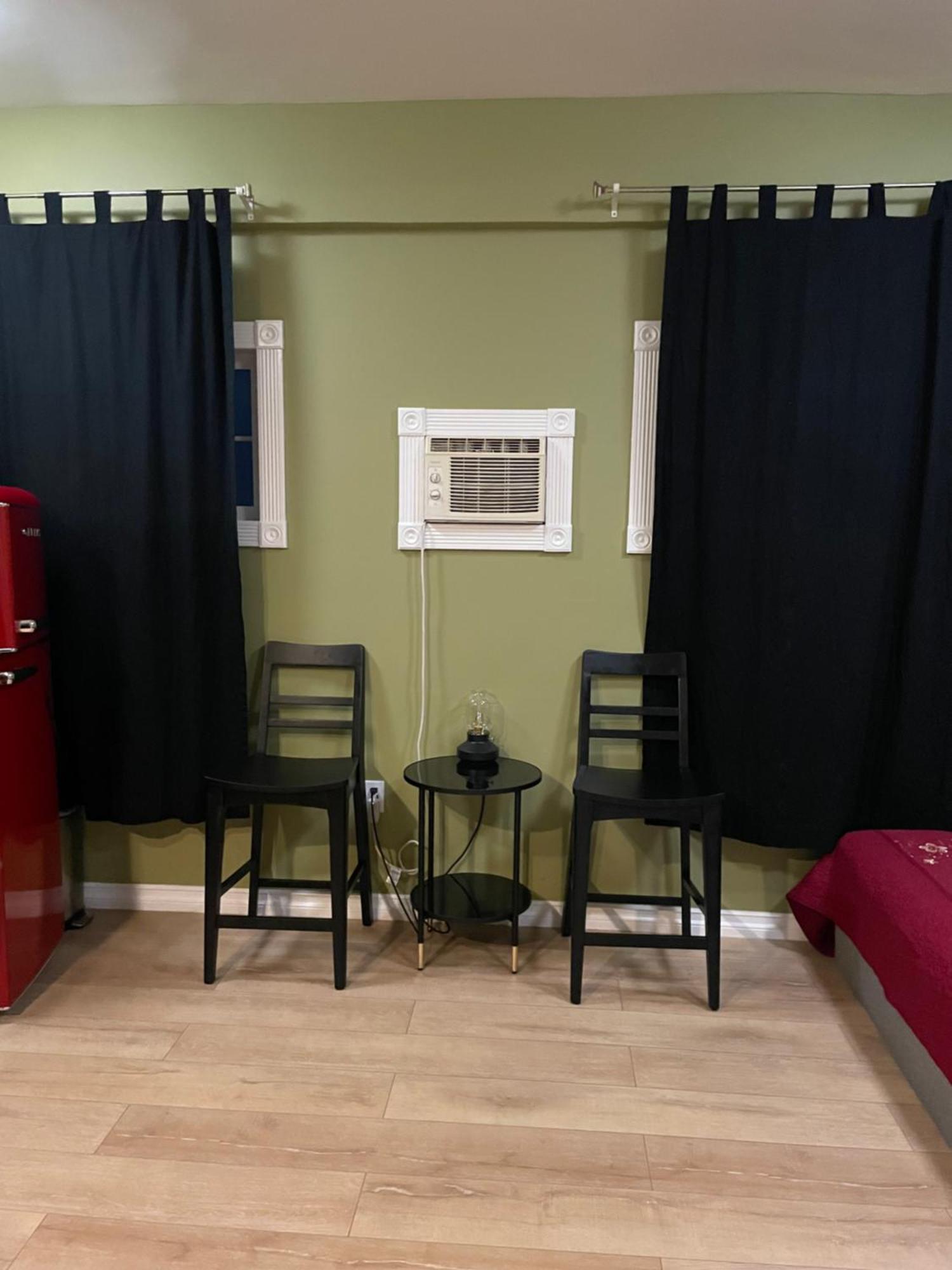Private Room W/ Private Full Bathroom & Wifi & Ac & Shared Kitchen In Los Angeles Extérieur photo