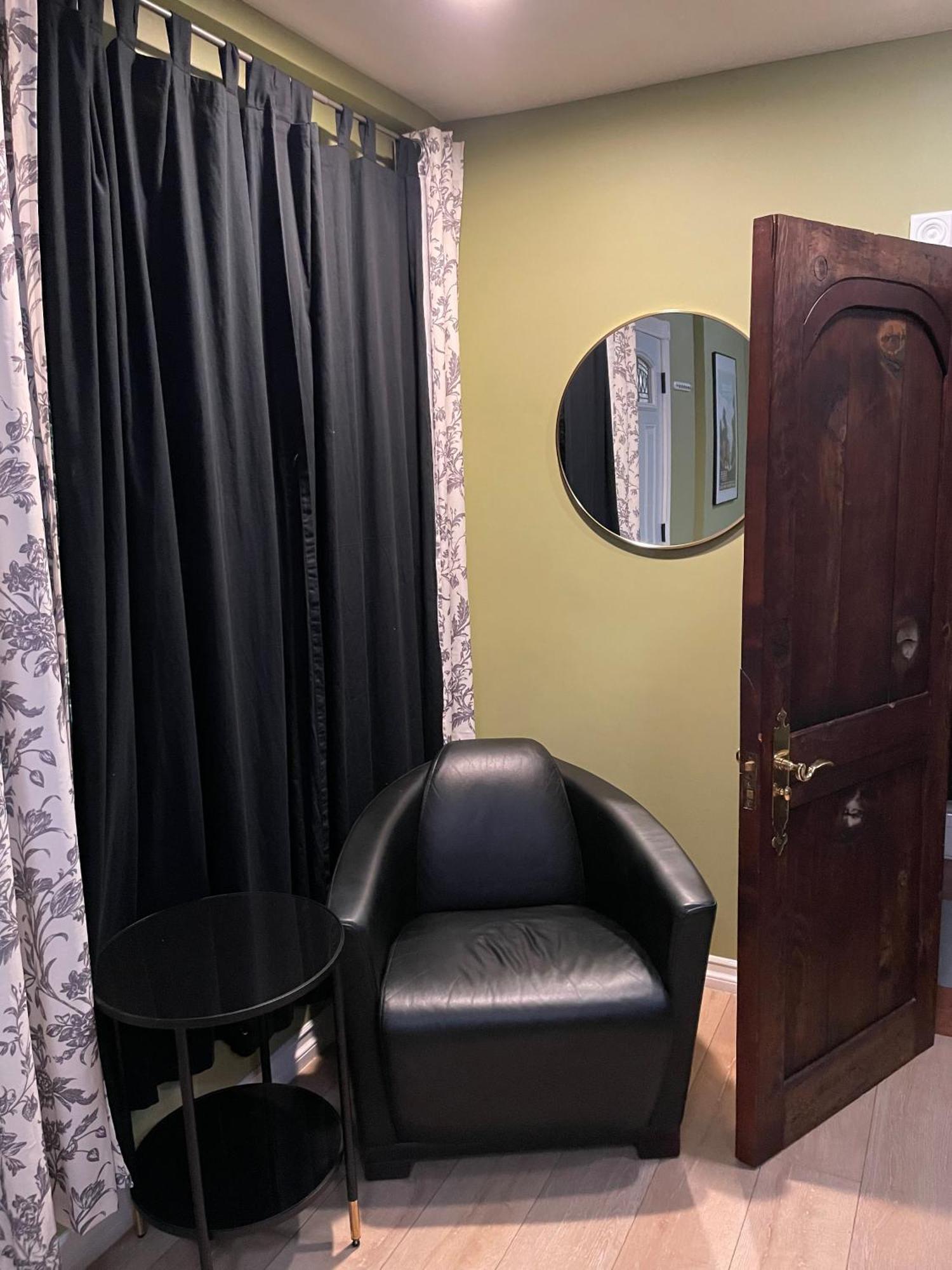 Private Room W/ Private Full Bathroom & Wifi & Ac & Shared Kitchen In Los Angeles Extérieur photo