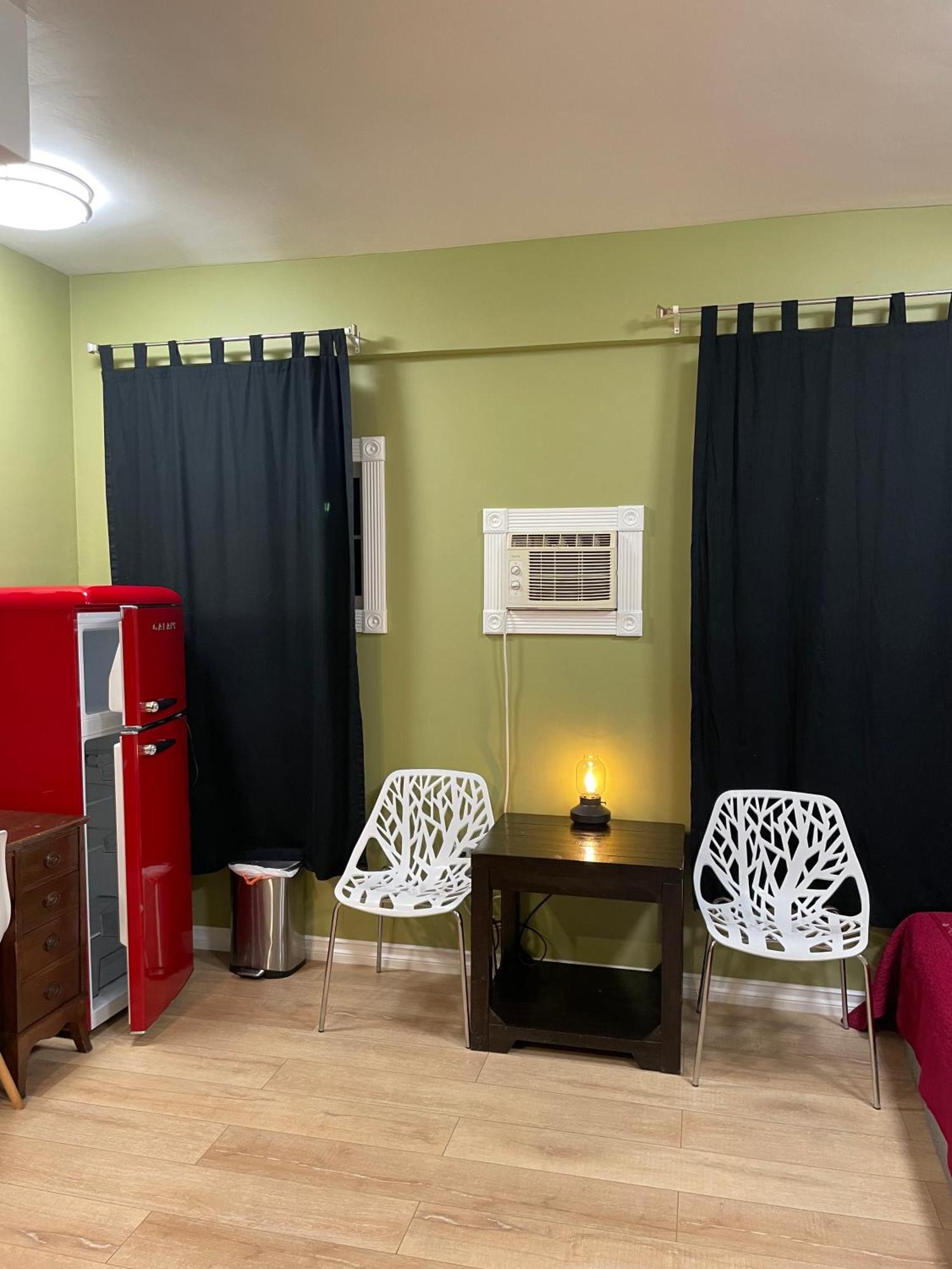 Private Room W/ Private Full Bathroom & Wifi & Ac & Shared Kitchen In Los Angeles Extérieur photo